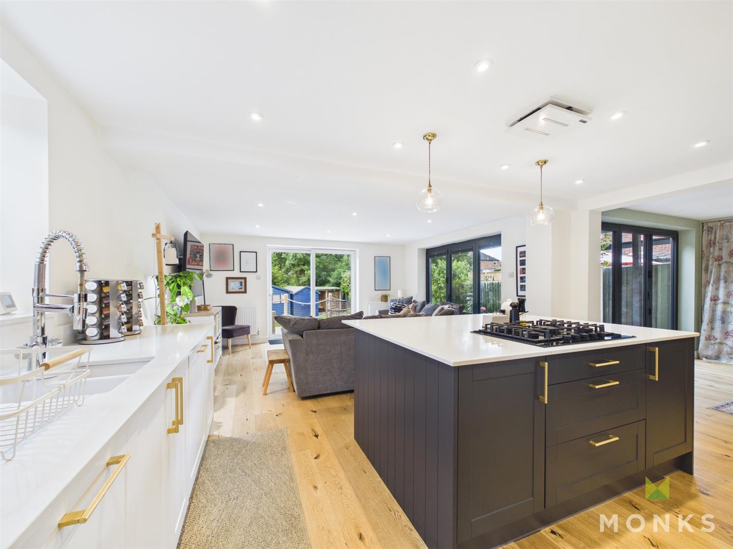 3 Aysgarth Road, Shrewsbury, SY3 8TW For Sale